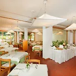 Hotel Kyrie Isole Tremiti 4*