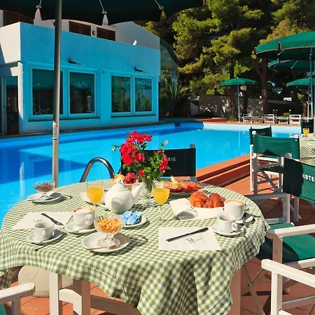 Kyrie Isole Tremiti Hotell 4*