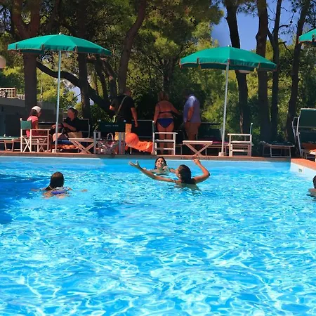 Kyrie Isole Tremiti 4*