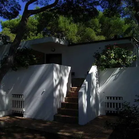 Kyrie Isole Tremiti Hotell