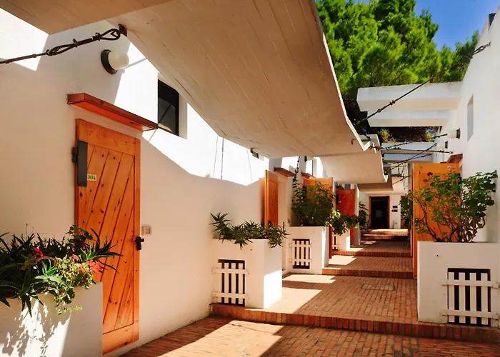 Kyrie Isole Tremiti 4* سان دومينو