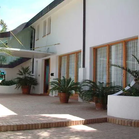 Kyrie Isole Tremiti 4*